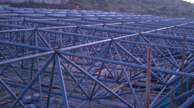 铁岭概述网架加工中对钢材的质量的过细恳求